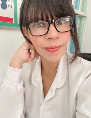 Helen Andrade 