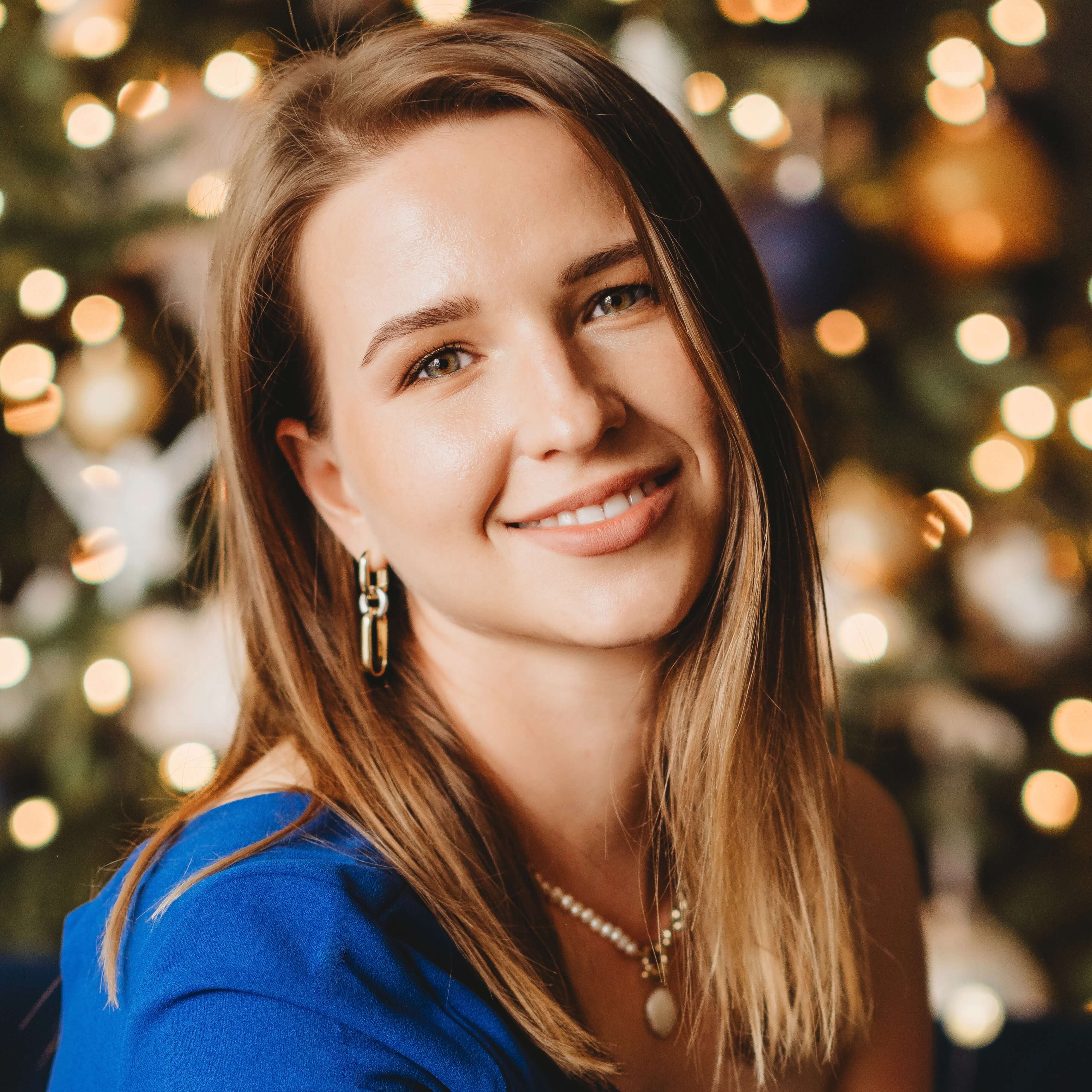 Юлія Лозенко 