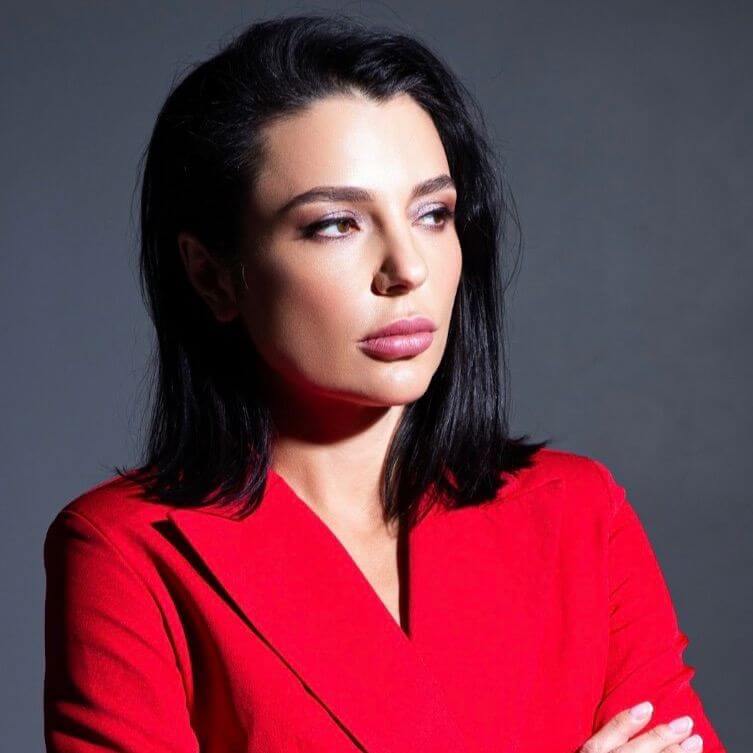 Виталия  Колесникова