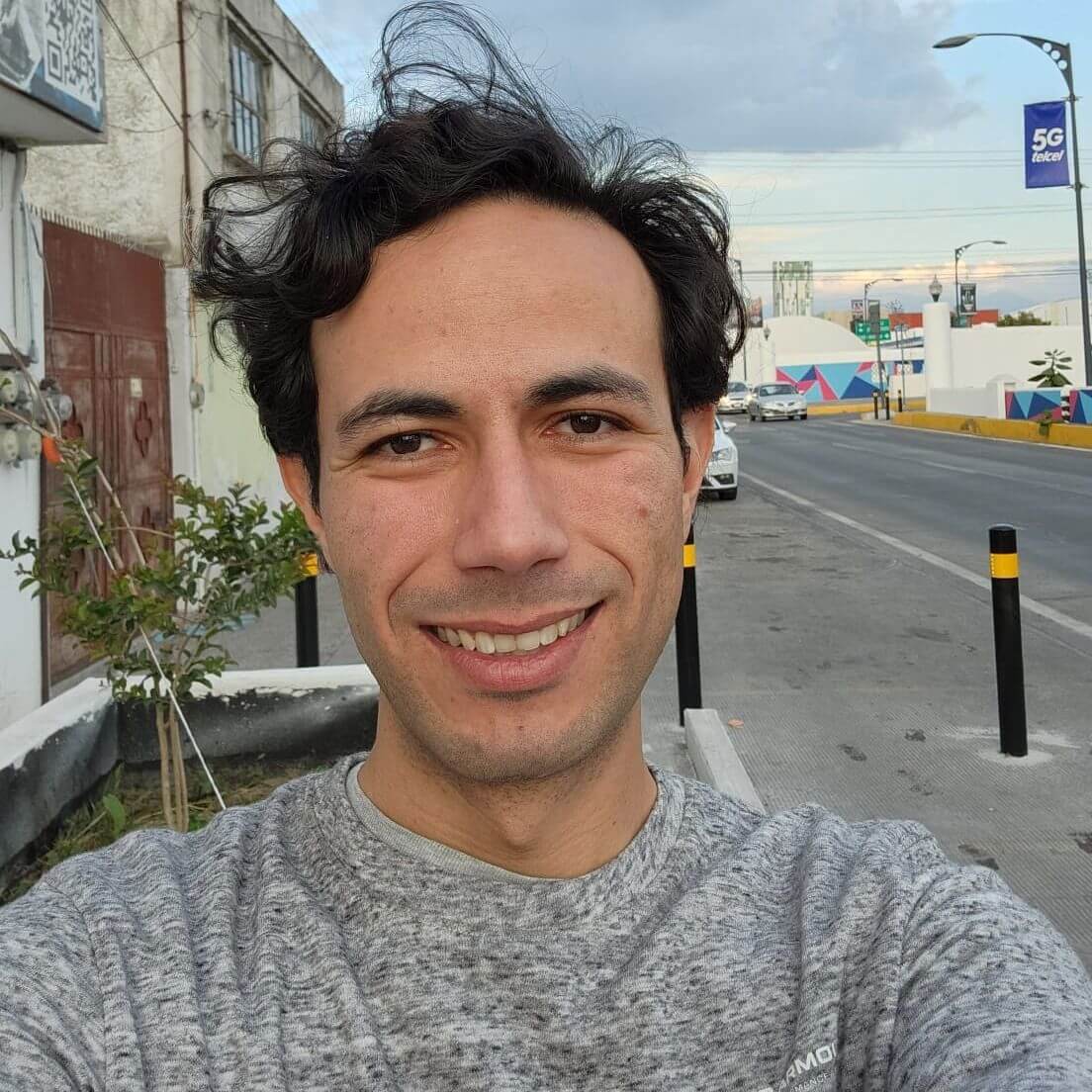 Santiago B.