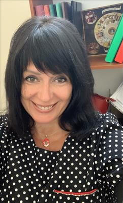 Олена Комарова