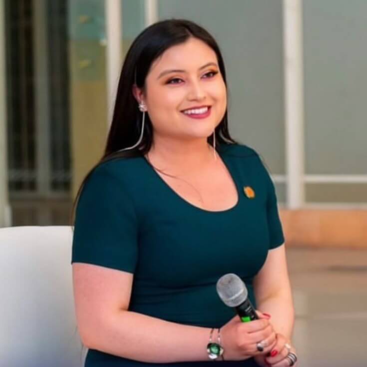 María de los Ángeles  Luna