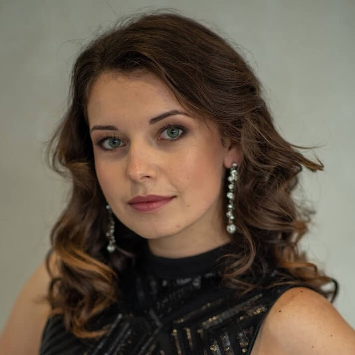 Людмила Елисеева