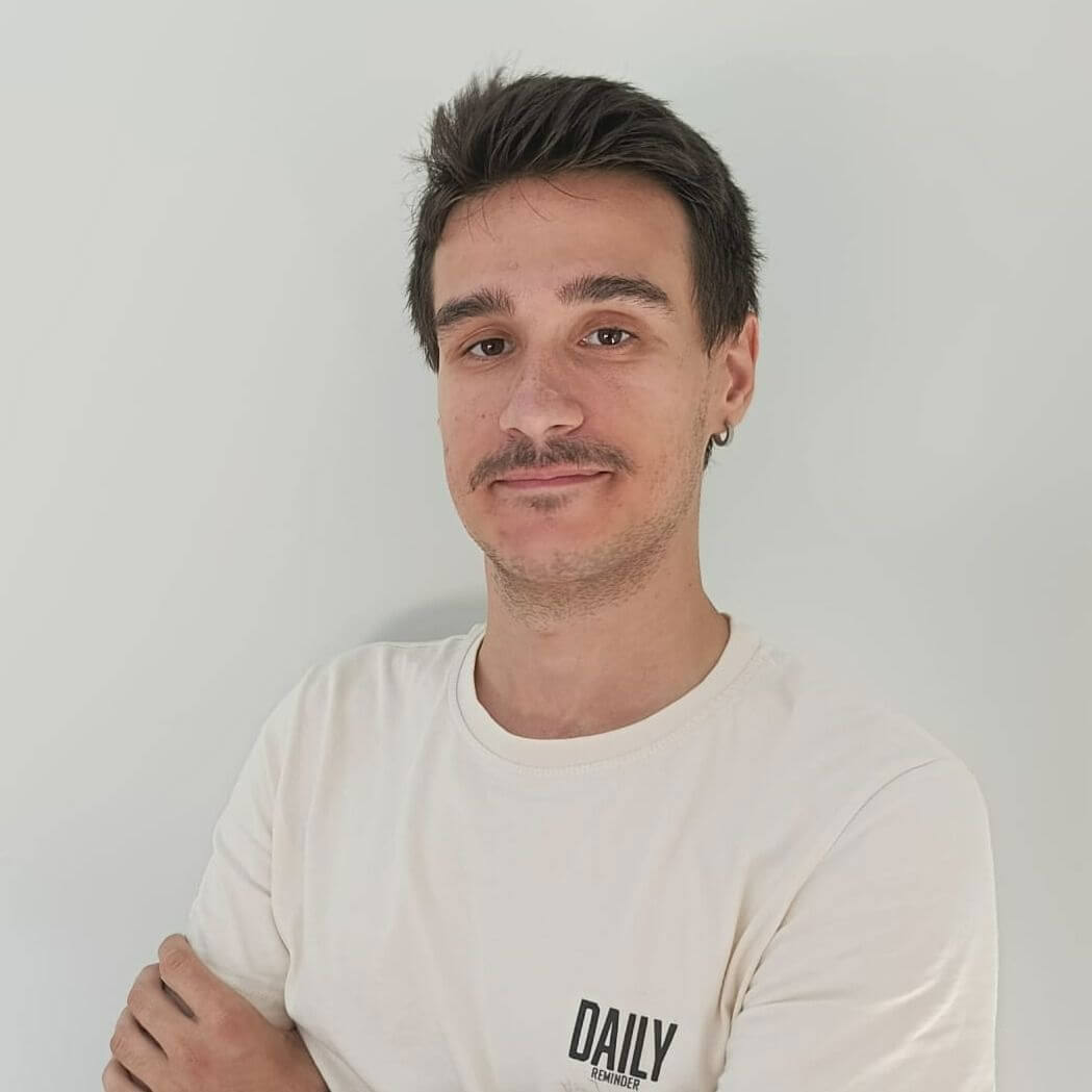 Alper G.