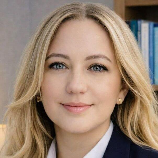 Алена Прилуцкая