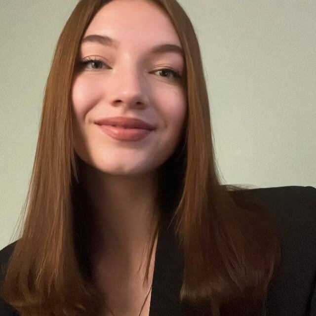 Анна Недоснована