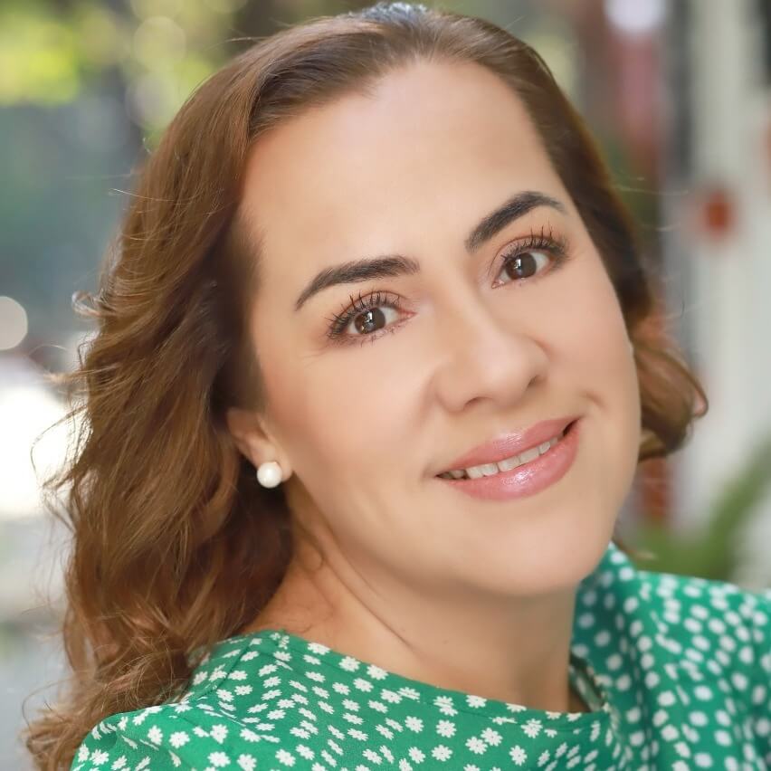 Mary Carmen Cortés 