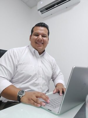 Angel  Ovalle
