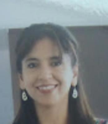 Ana María  Robles 
