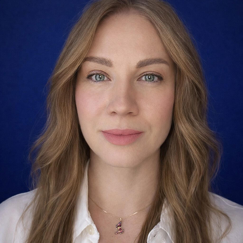 Вікторія Екер