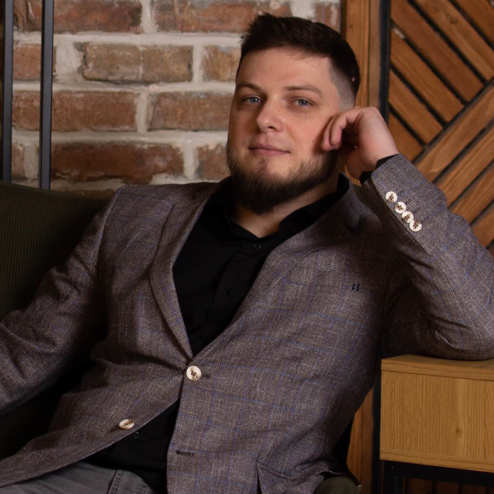 Владислав Депутатов