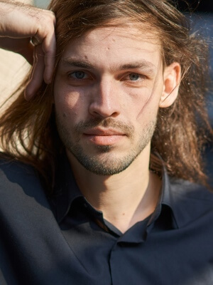 Роман Колісник