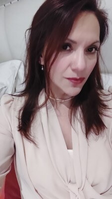 Claudia  LOPEZ
