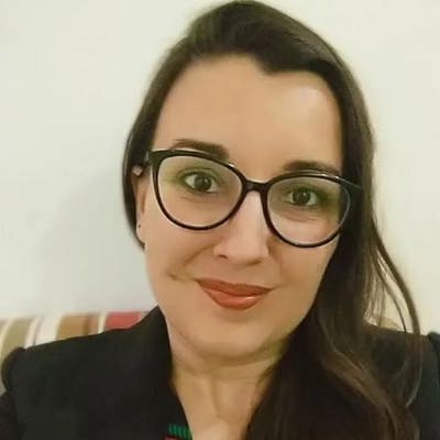 Ana Cláudia de  Souza Scaranelli 
