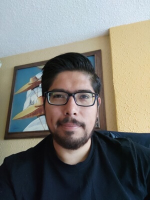 Carlos  Camacho