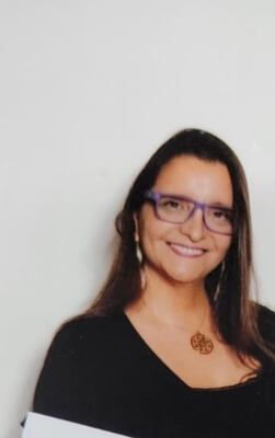 Claudia Casas