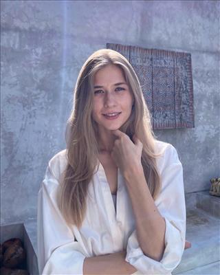Вікторія Сырцова