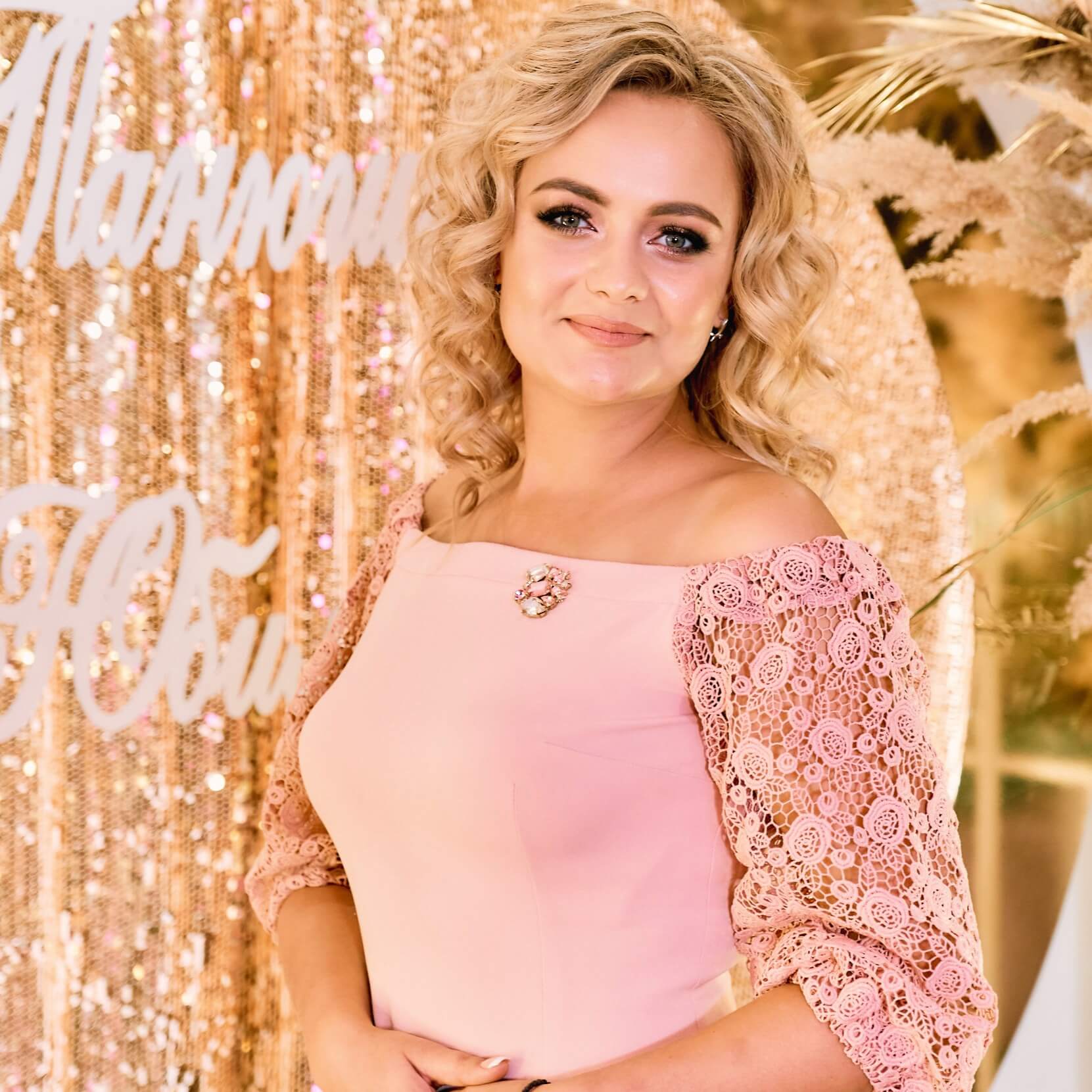 Вікторія Гиря