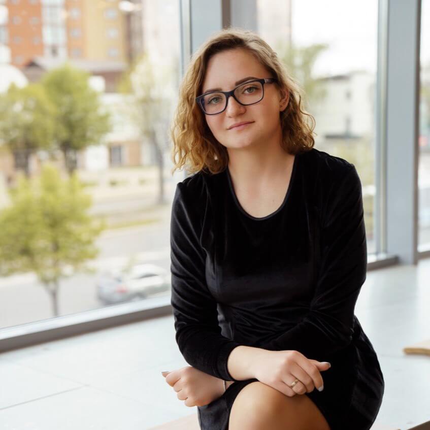 Яна Яременко