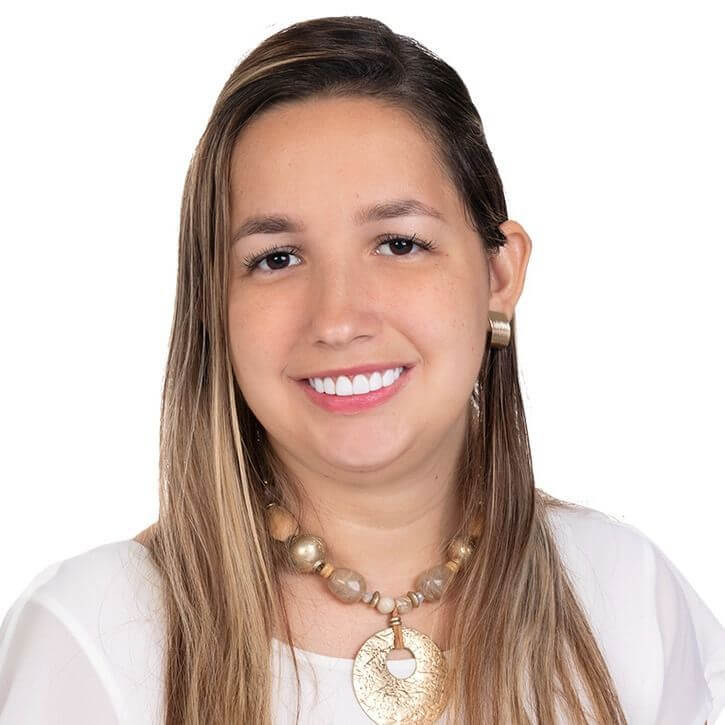 Laura  Castro