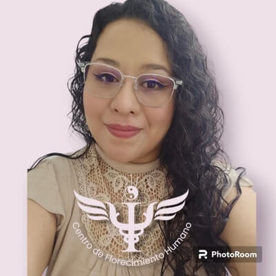 Azucena  Rangel 