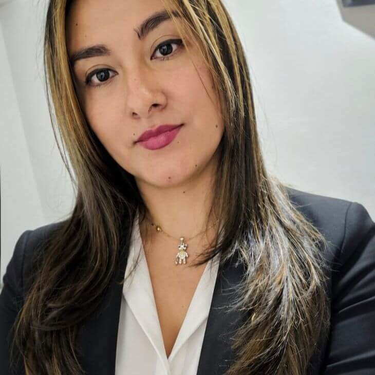 Angi M.