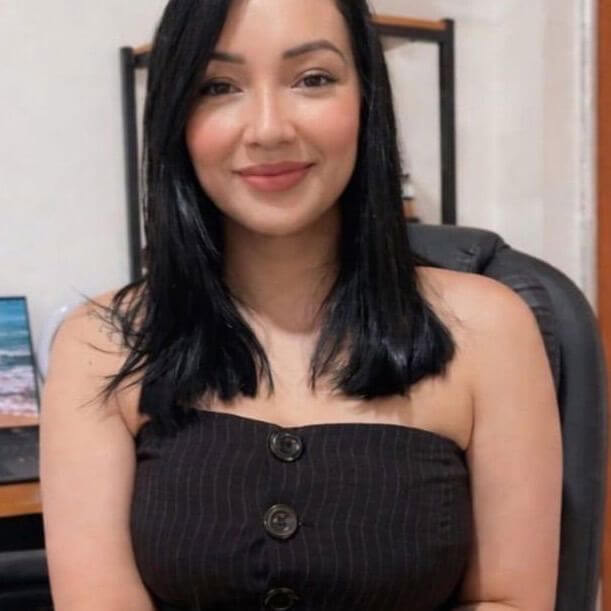 Sintia R.