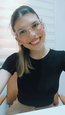 Paola  Fernandes 