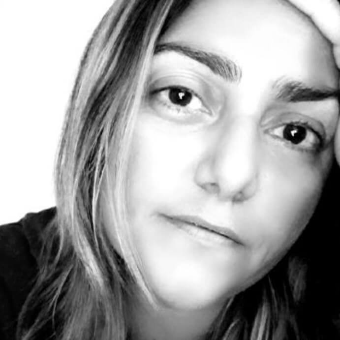 Ana Laura  Valenzuela 