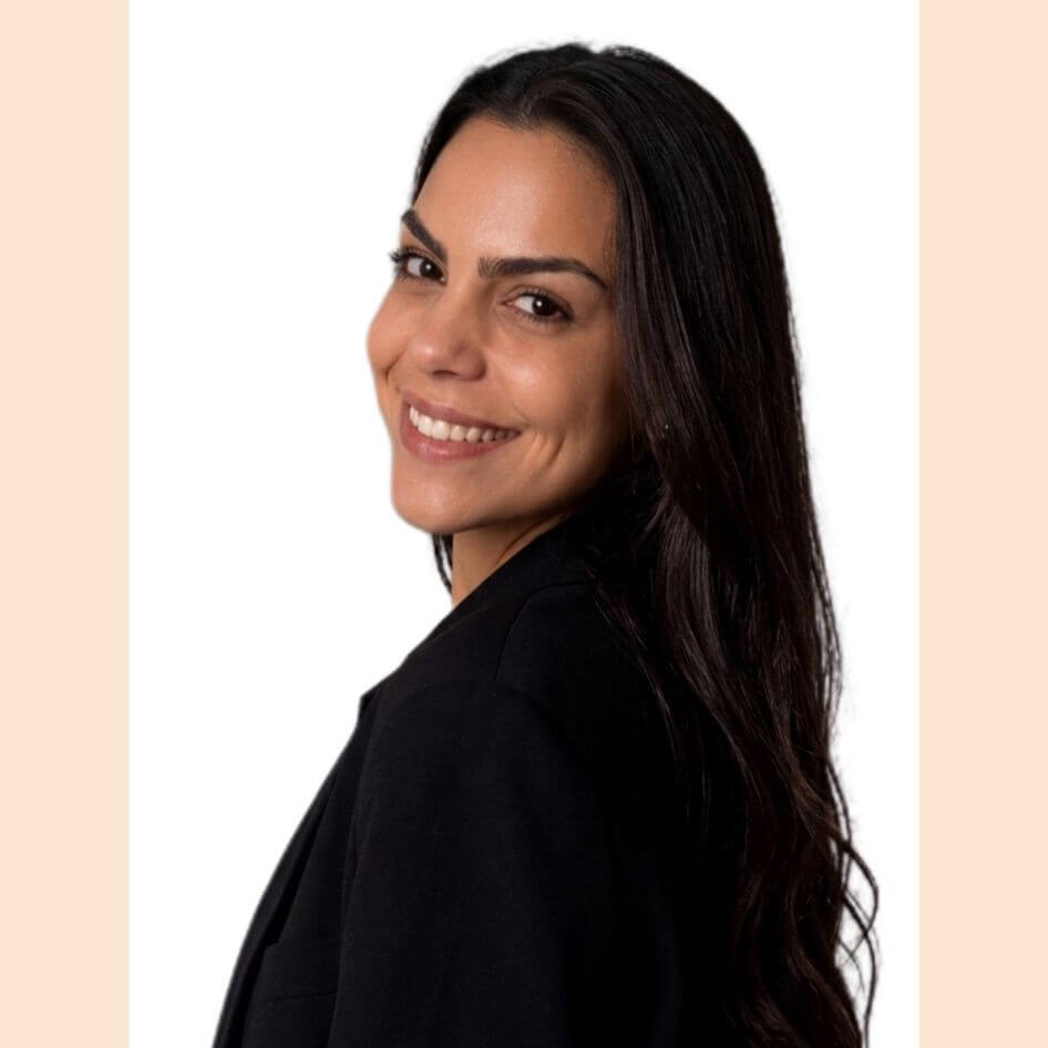 ANDREA ECHEVARRIA