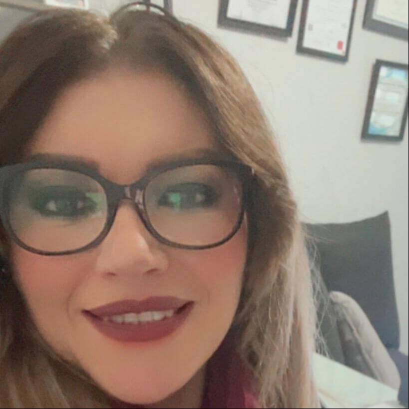 Janett H.