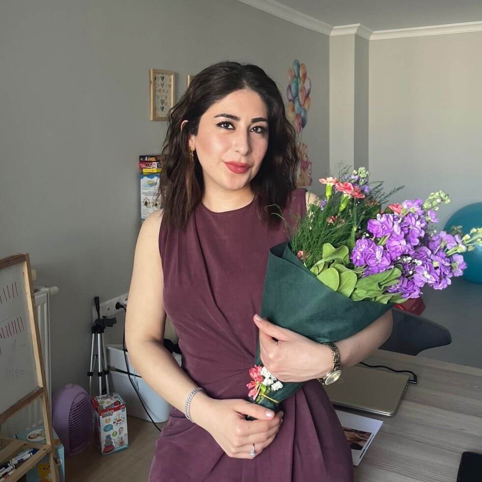 Nisanur  Tüzün 