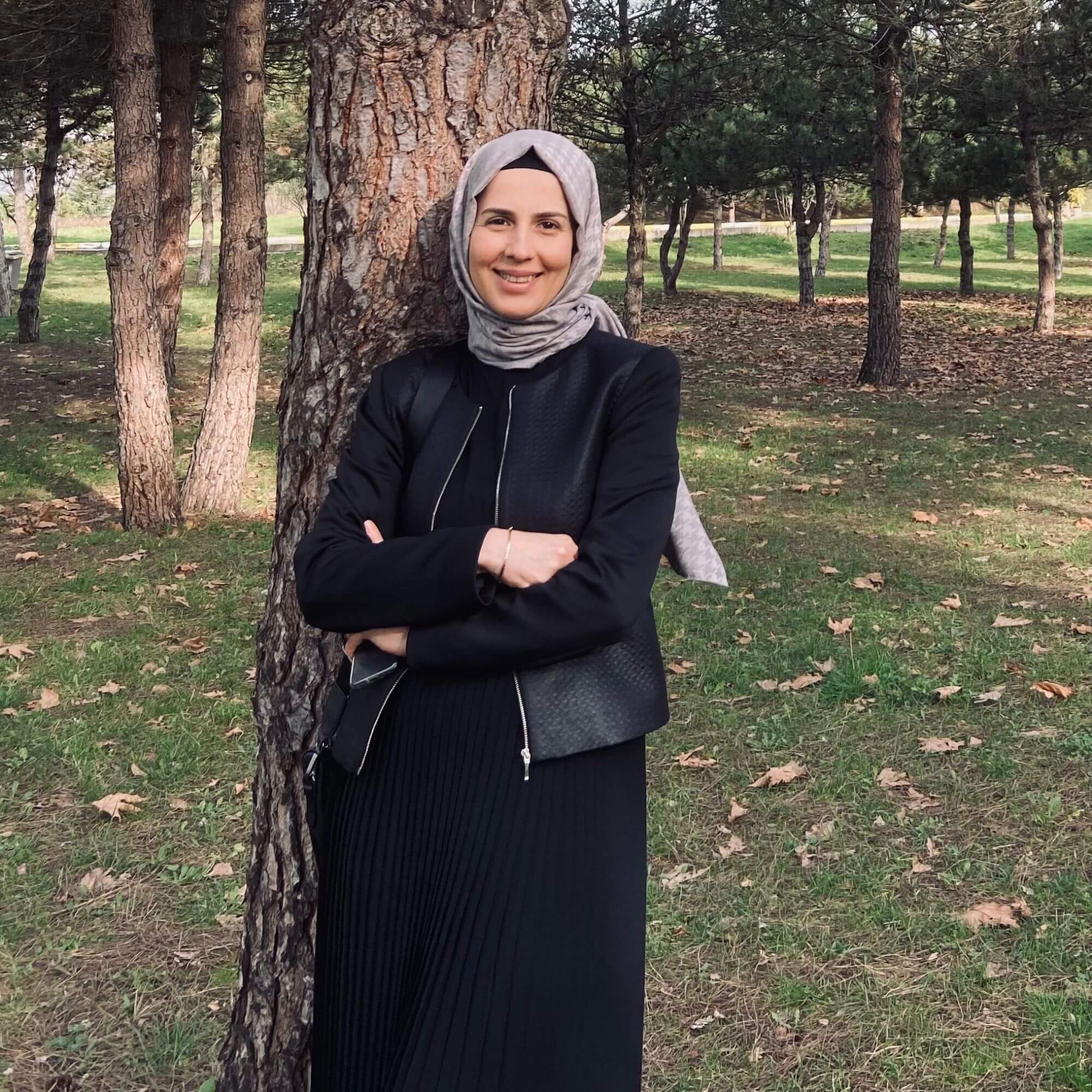 Esma Hayal