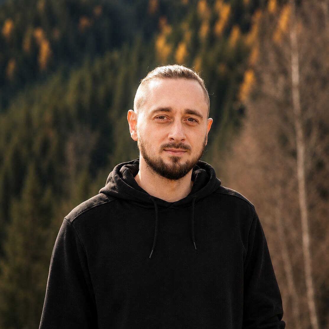 Андрей Б.