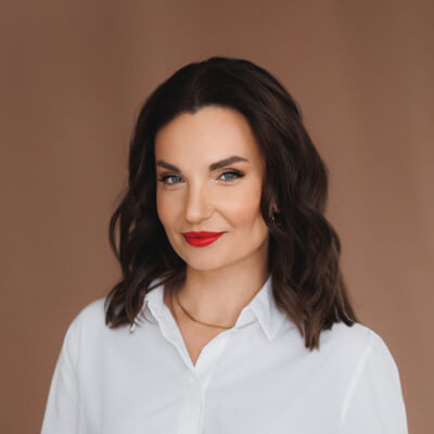 Наталія Закашанська