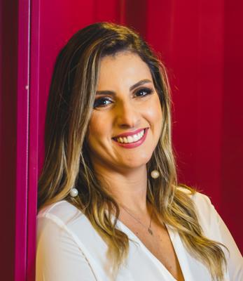 Ângela  Alvarenga dos Santos 