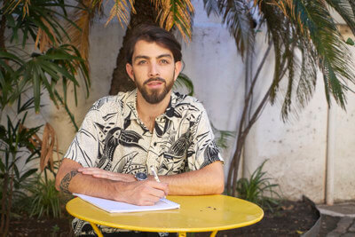 Moises  Abad