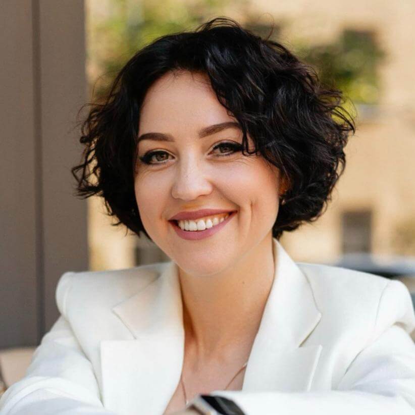 Алена  Потапенко