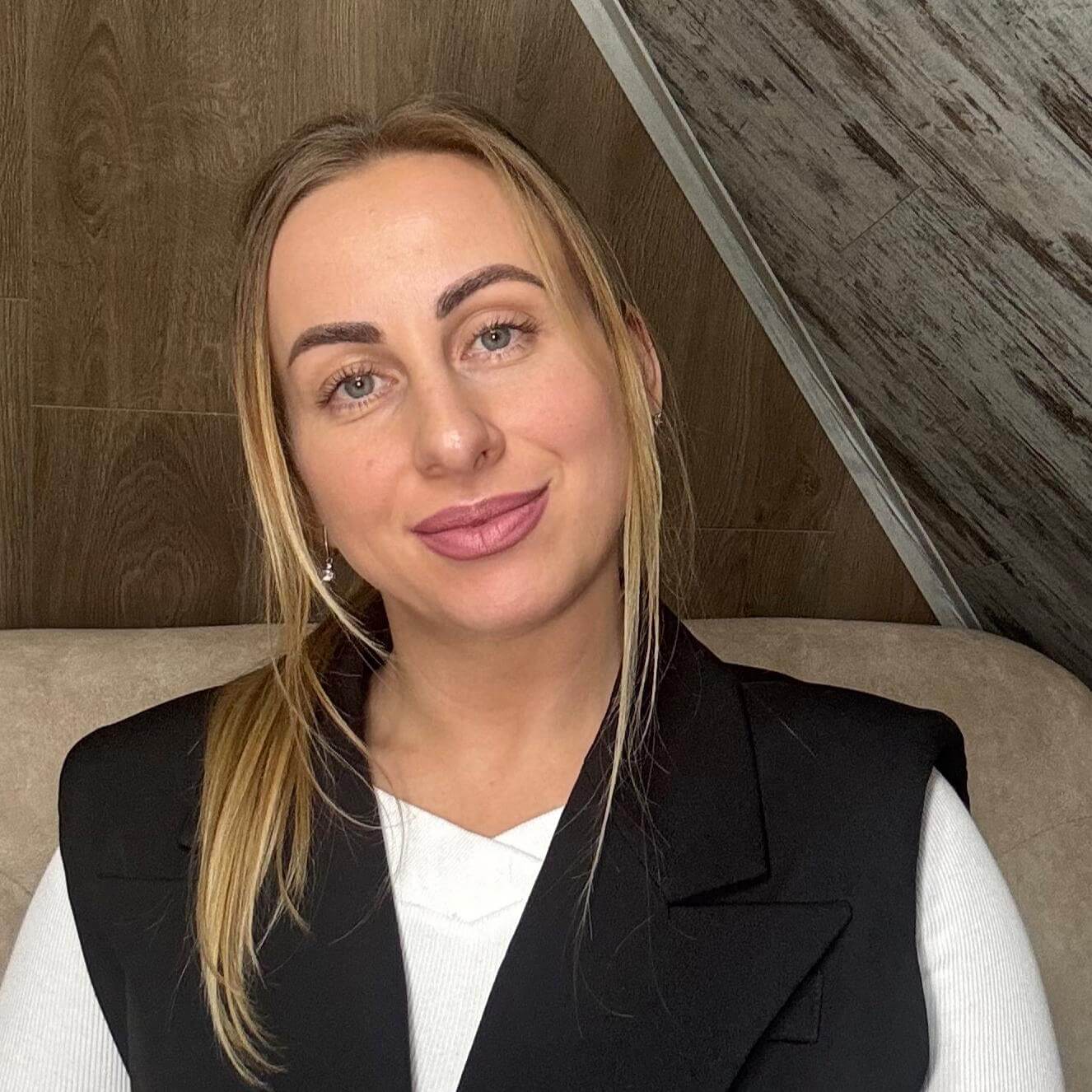 Світлана Жежерун