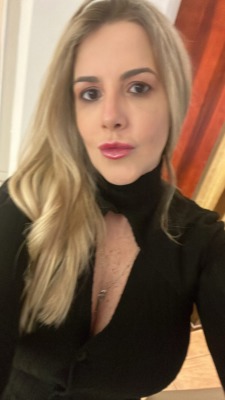 Sabrina Arraval