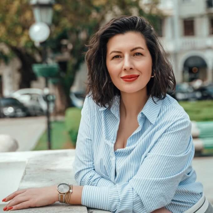 Галина Іващенко