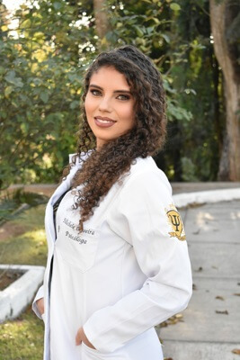 Michele  Oliveira 