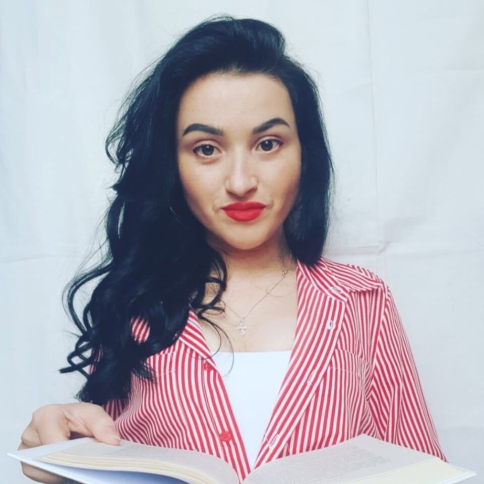 Юлія Нестеренко