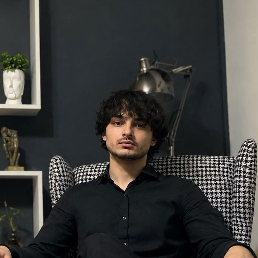 Yunus Emre Ö.