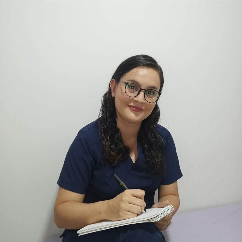 Aura Lucero  Herrera Valencia 