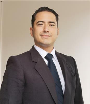Oscar  Calderón 