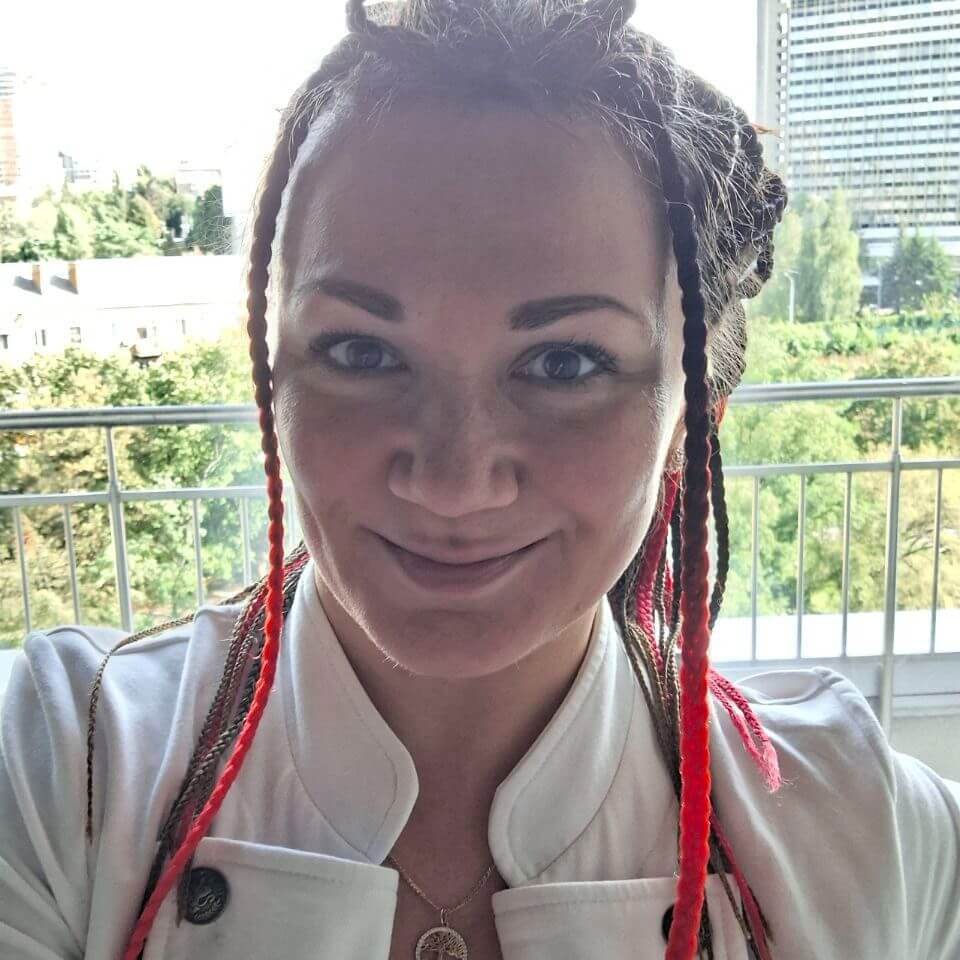 Олександра Аскоченська