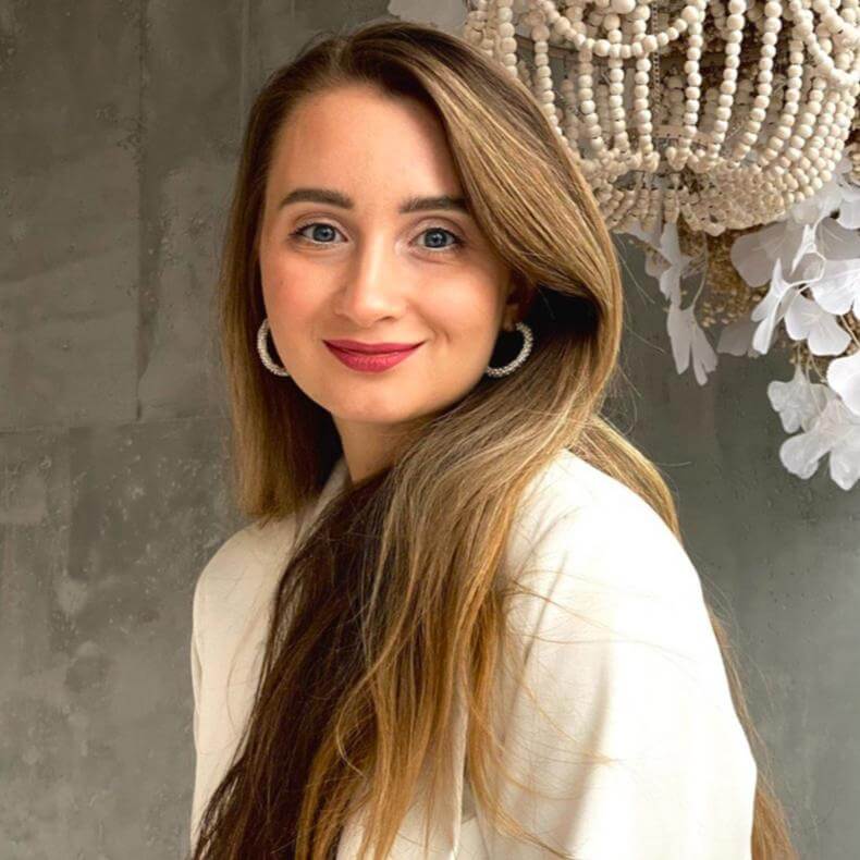 Мария Авраменко