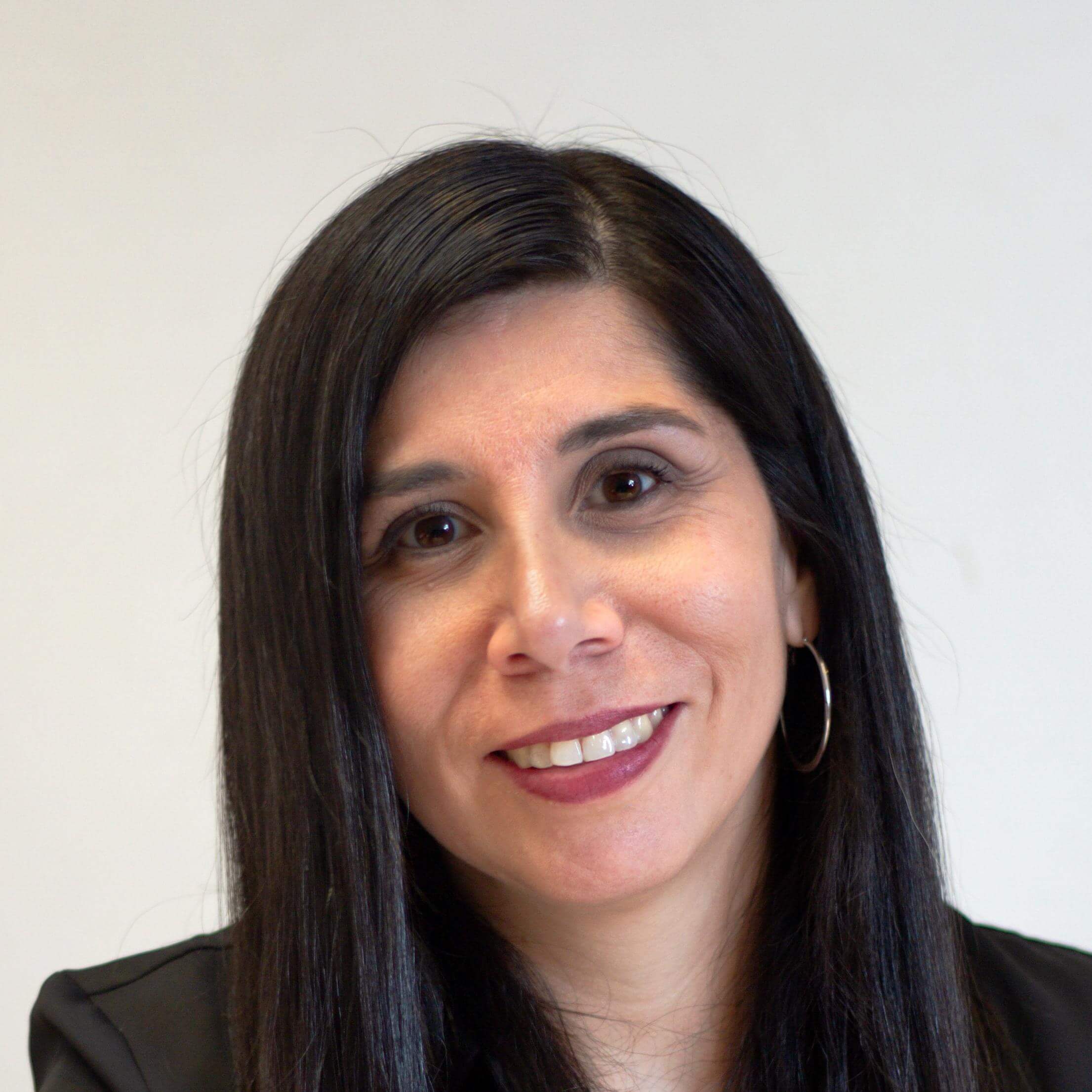 Gloria  Santibáñez 