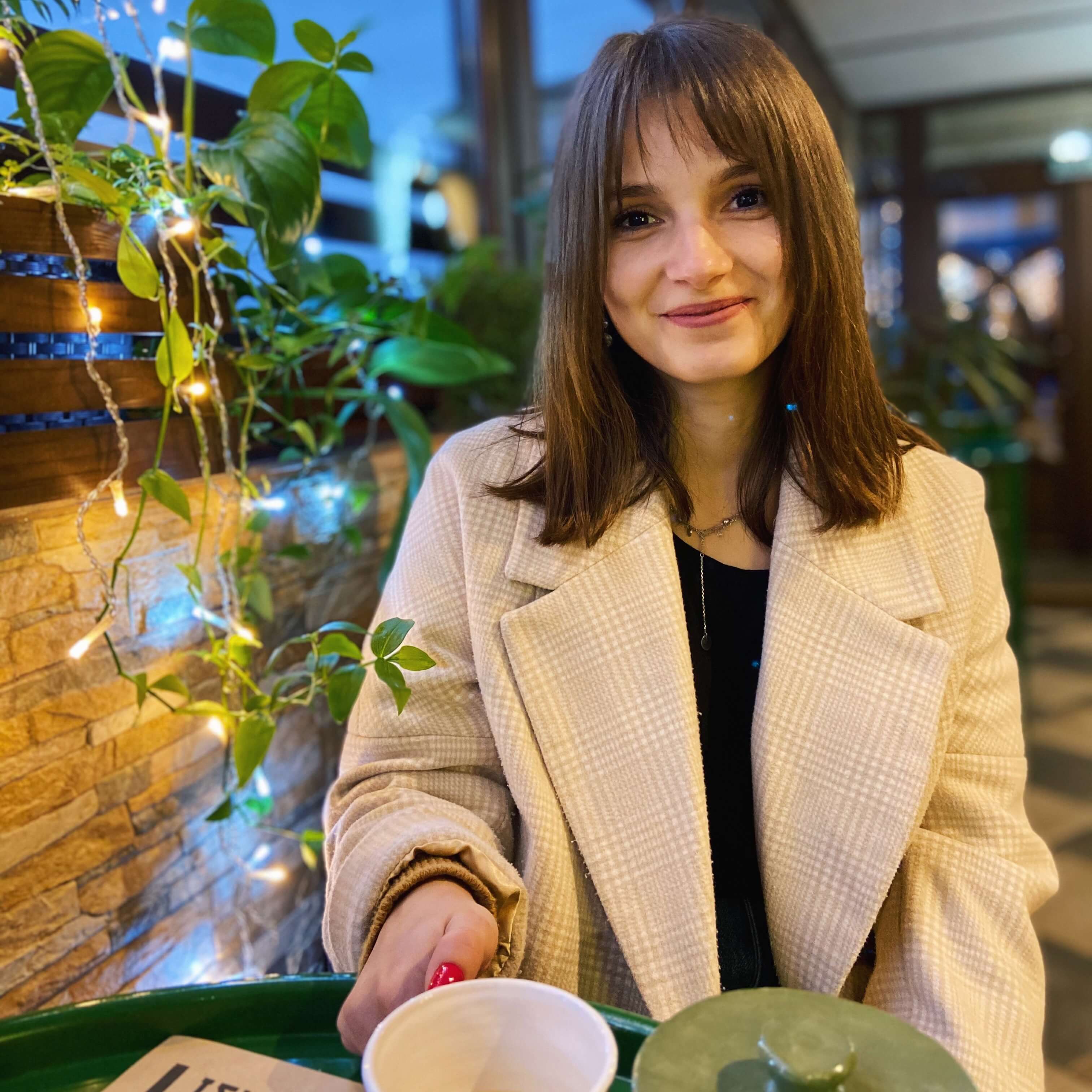 Олександра Лозинская